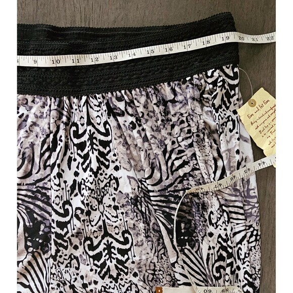 One World Live And Let Live Pants 3XL Black White Animal Print Wide Leg Pull On - Picture 4 of 8